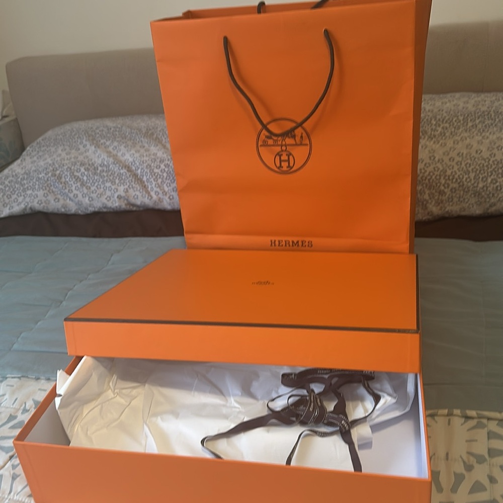 Hermes Empty Box With Ribbon & Shopping Bag - image 2
